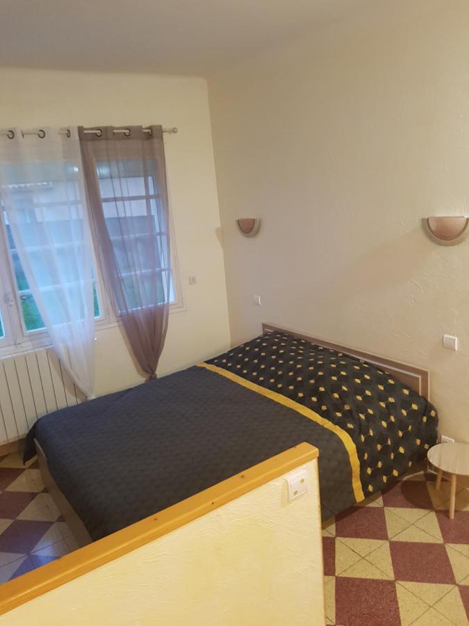 Les Belles Nuits Bed and Breakfast Le Bousquet-d'Orb Exteriör bild